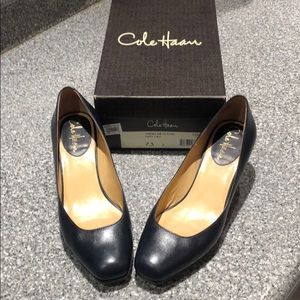 Cole Haan Carma Air pump,navy calf leather.Size 7